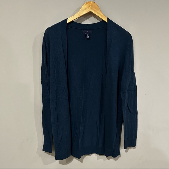 GAP Women’s Size Small Navy Blue Long Sleeve Cardigan Long - Picture 1 of 3